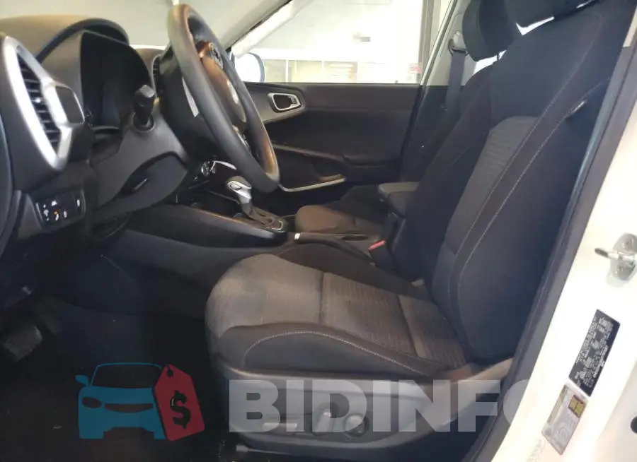 KNDJ23AUXM7797887 Photo# 7