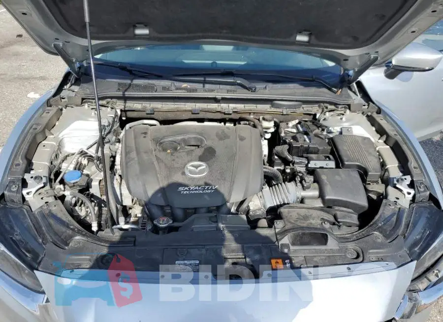 JM1GL1VM4J1308081 Photo# 11