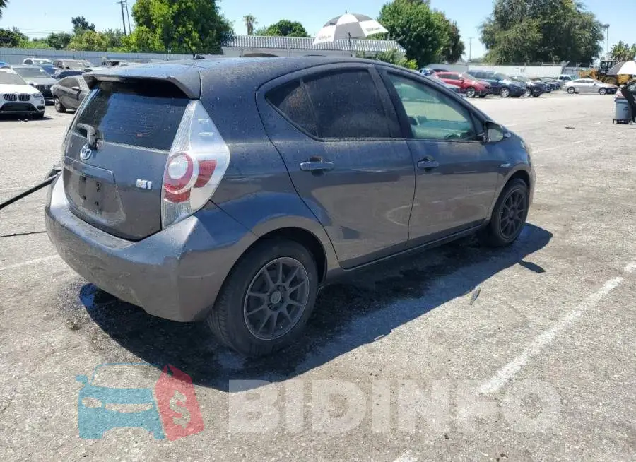JTDKDTB35E1573838 Photo# 3