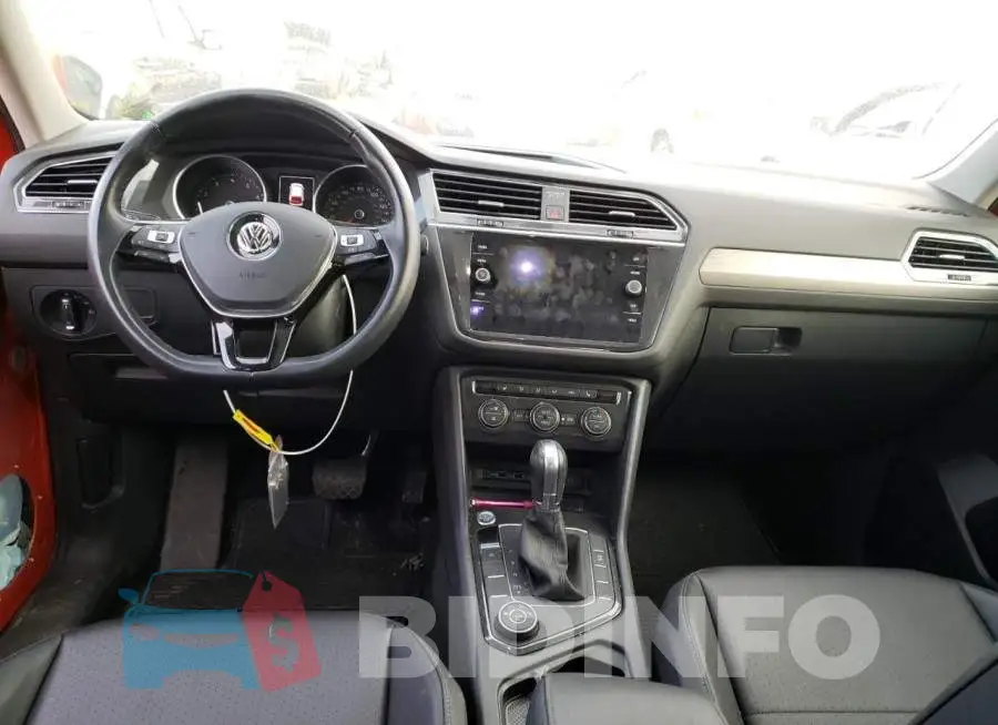 3VV2B7AX9KM108738 Photo# 8