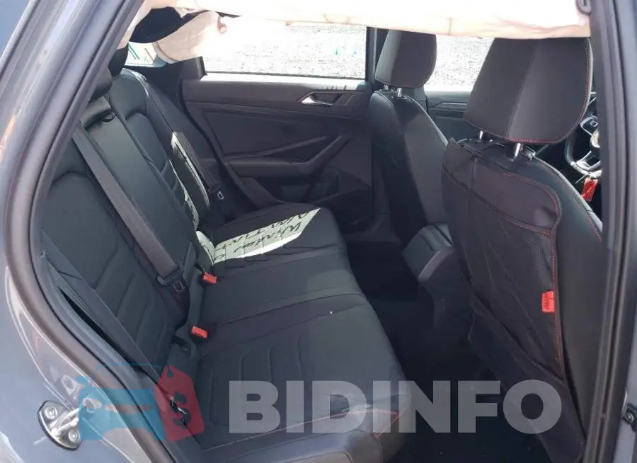 3VW5T7BU2MM073473 Photo# 10