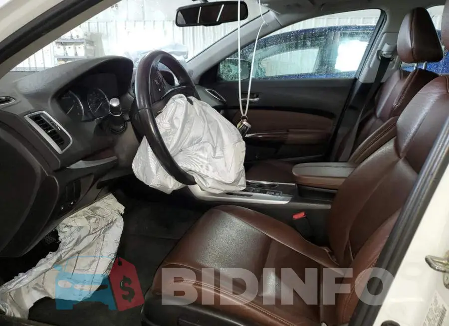 19UUB1F32GA015933 Photo# 7