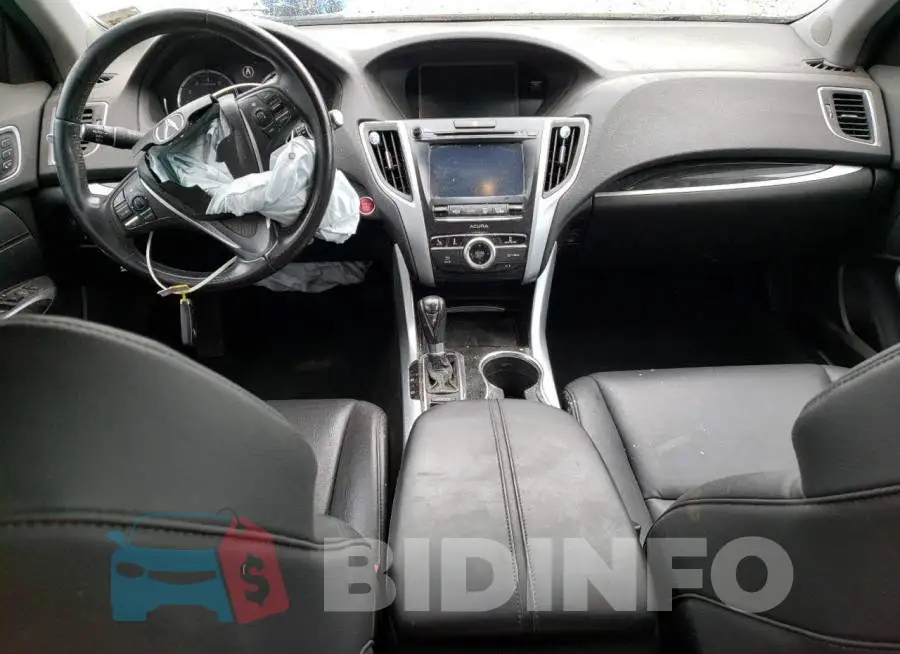 19UUB1F35KA010458 Photo# 8