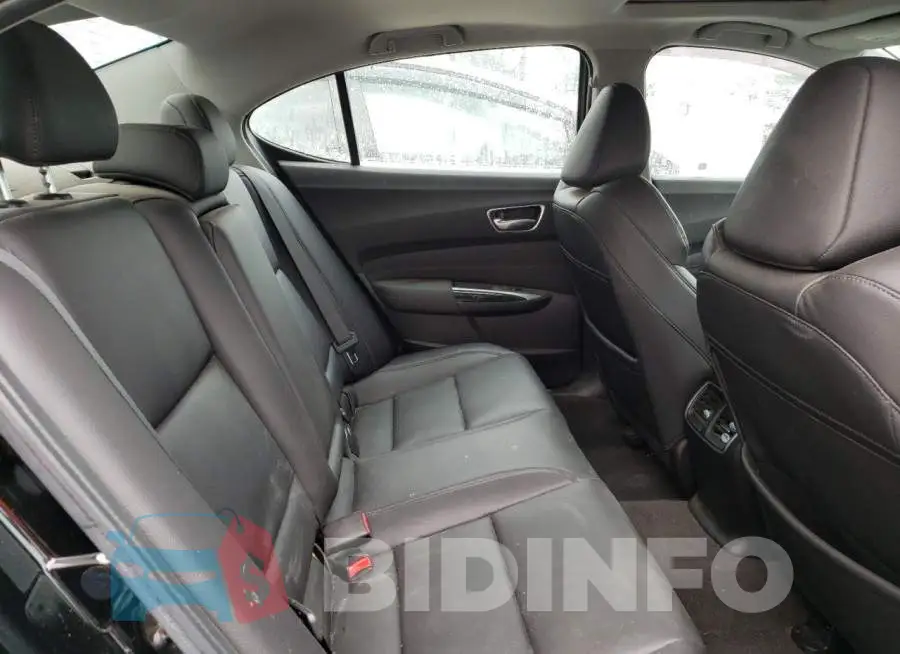 19UUB1F35KA010458 Photo# 10