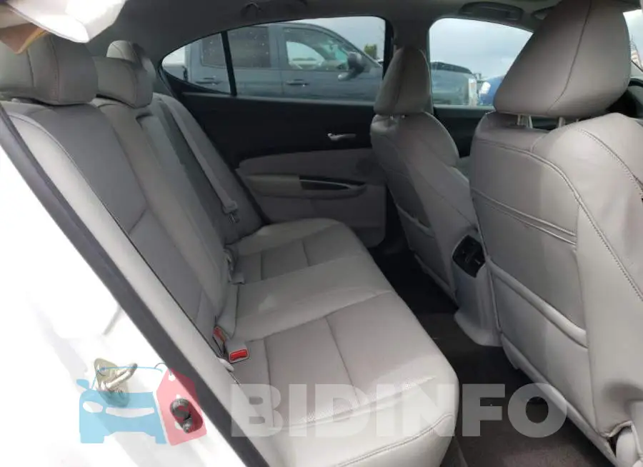 19UUB2F58FA009432 Photo# 10