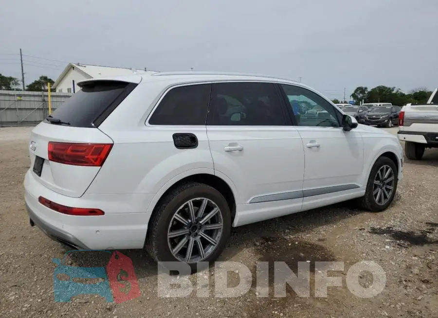 WA1LAAF73KD007633 Photo# 3