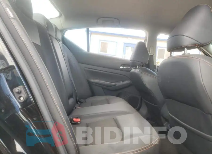 1N4BL4CV9MN413922 Photo# 10