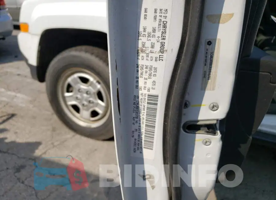 1C4NJRBB7ED815799 Photo# 13