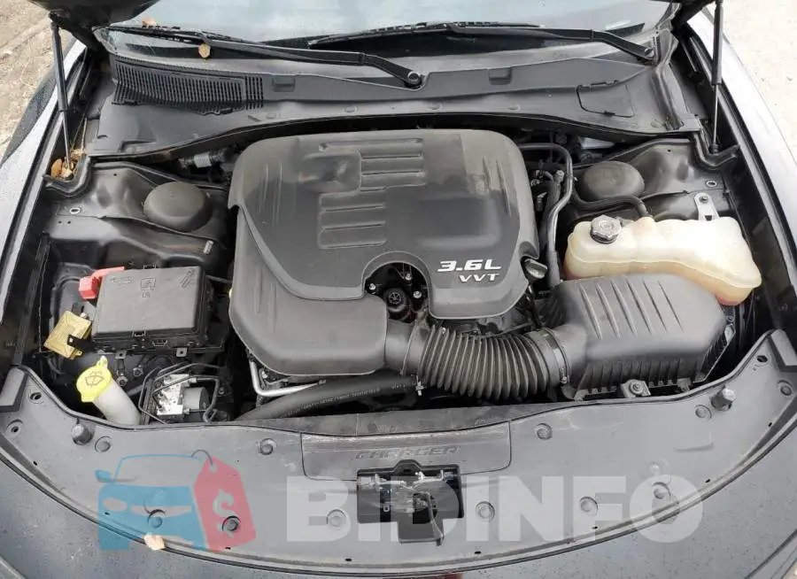 2C3CDXBG8KH754786 Photo# 11