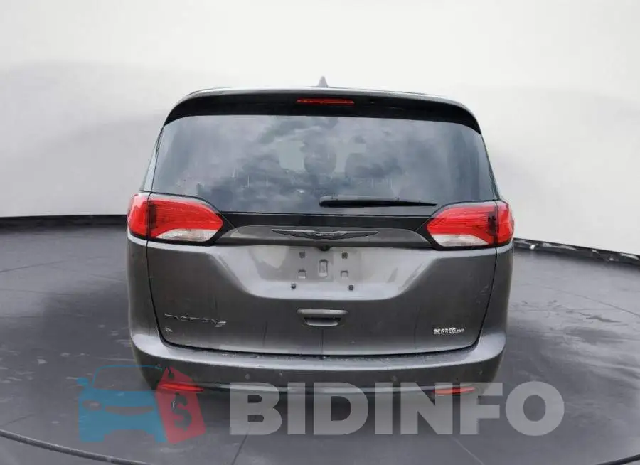 2C4RC1EG5KR708487 Photo# 6