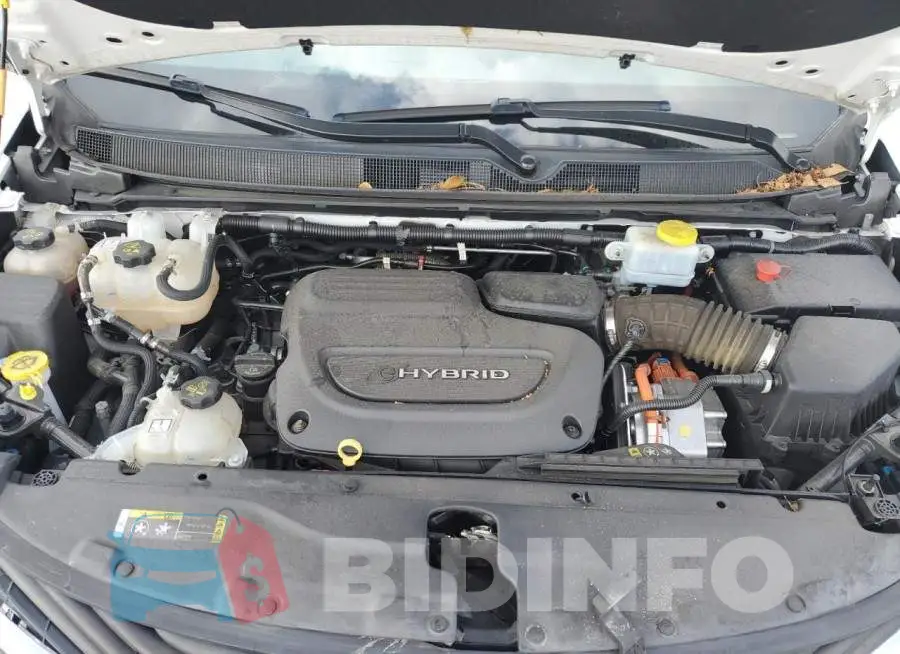 2C4RC1N73JR157572 Photo# 12