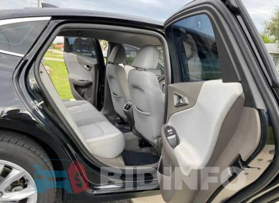 1G1ZD5ST6KF173319 Photo# 6