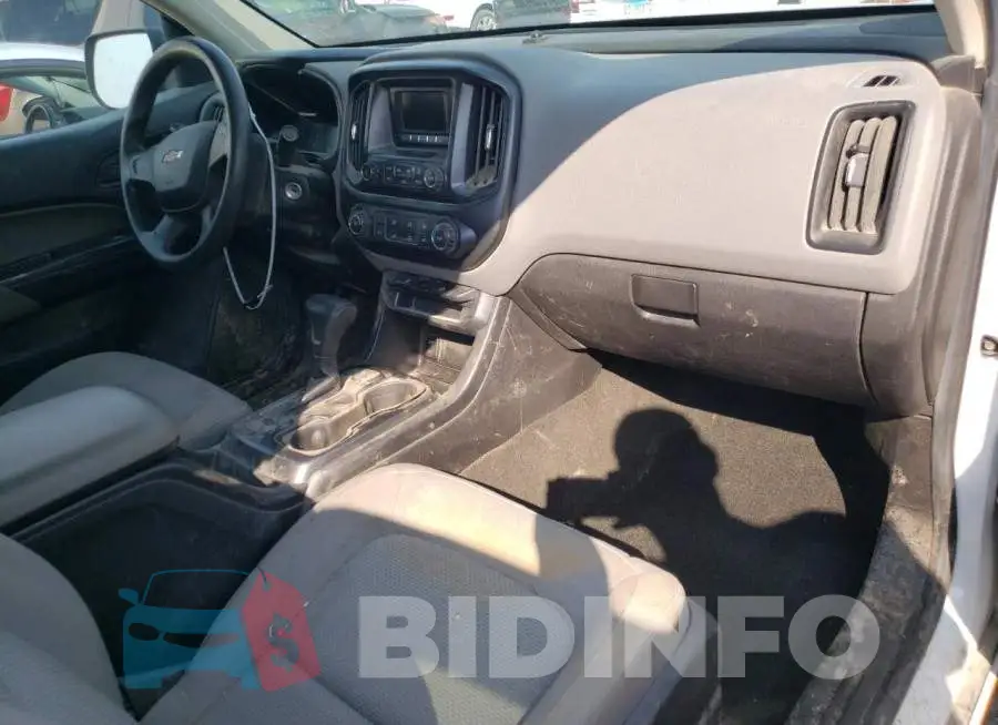 1GCHSAEA4F1148384 Photo# 8