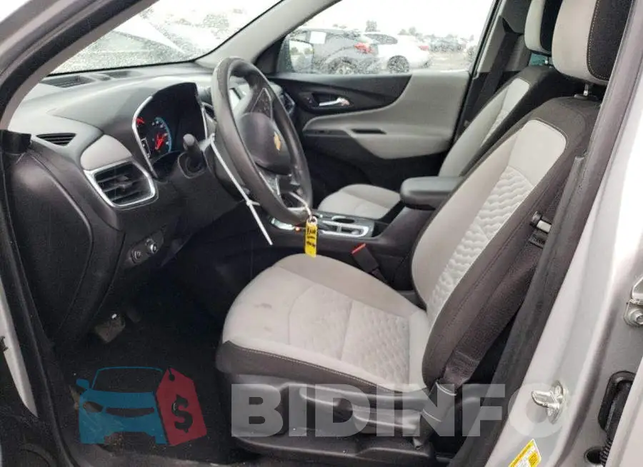 2GNAXHEV5J6174441 Photo# 7
