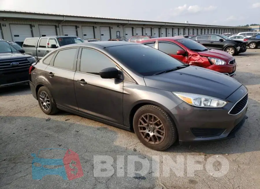 1FADP3E23GL261422 Photo# 4