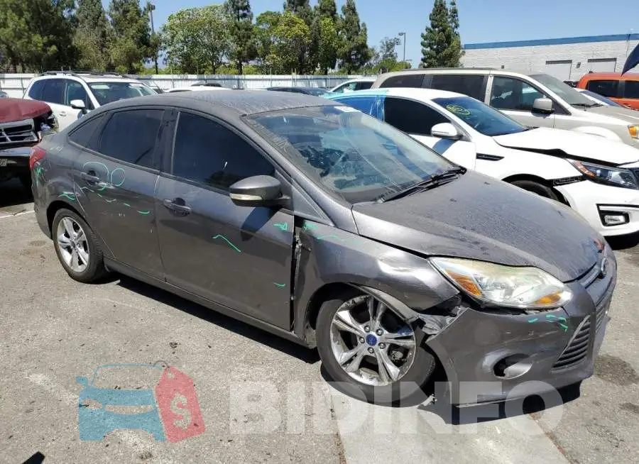 1FADP3F2XEL287897 Photo# 4