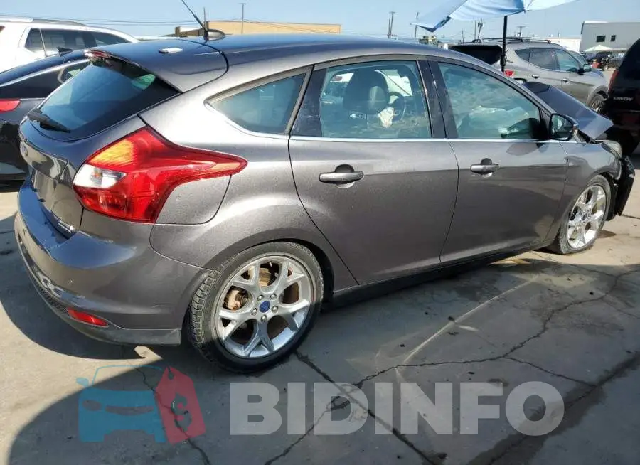 1FADP3N23EL207843 Photo# 3