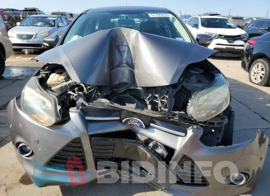 1FADP3N23EL207843 Photo# 5
