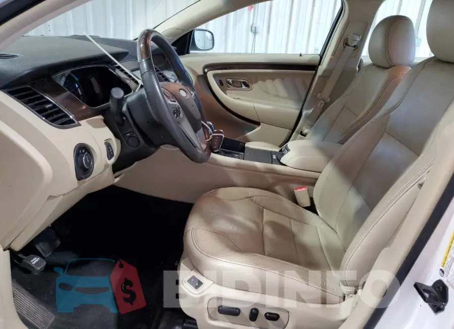 1FAHP2F88FG177991 Photo# 7