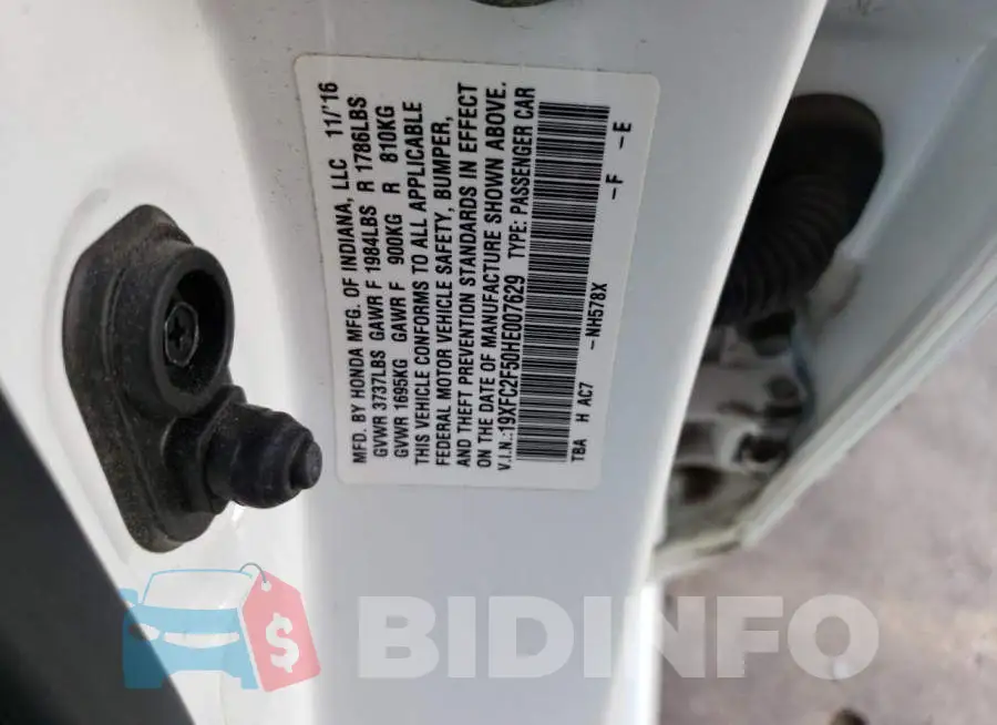 19XFC2F50HE007629 Photo# 12