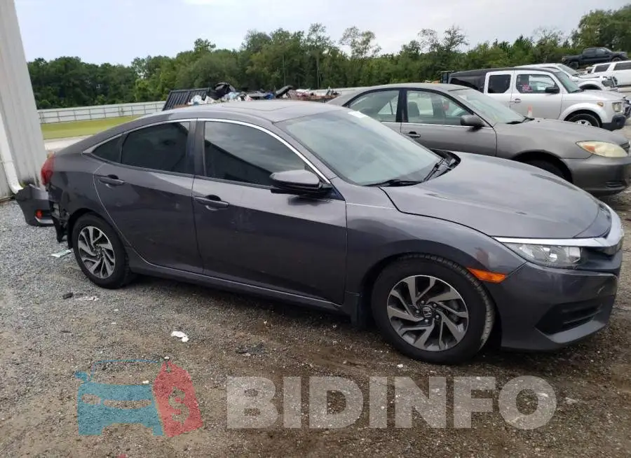 19XFC2F70GE001748 Photo# 4