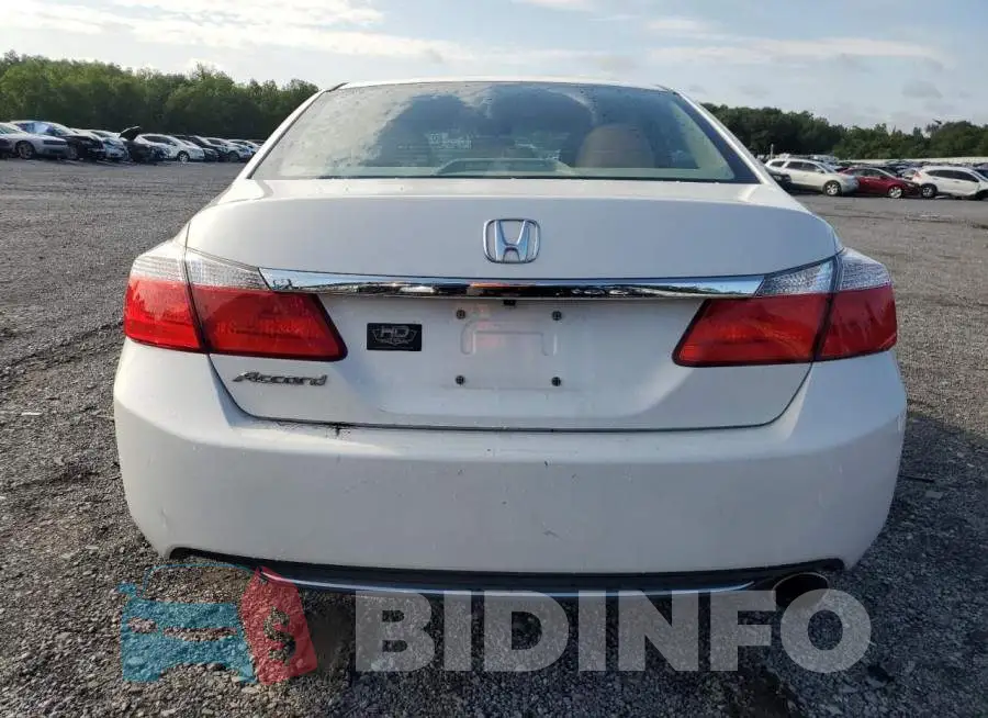 1HGCR2F31FA162773 Photo# 6