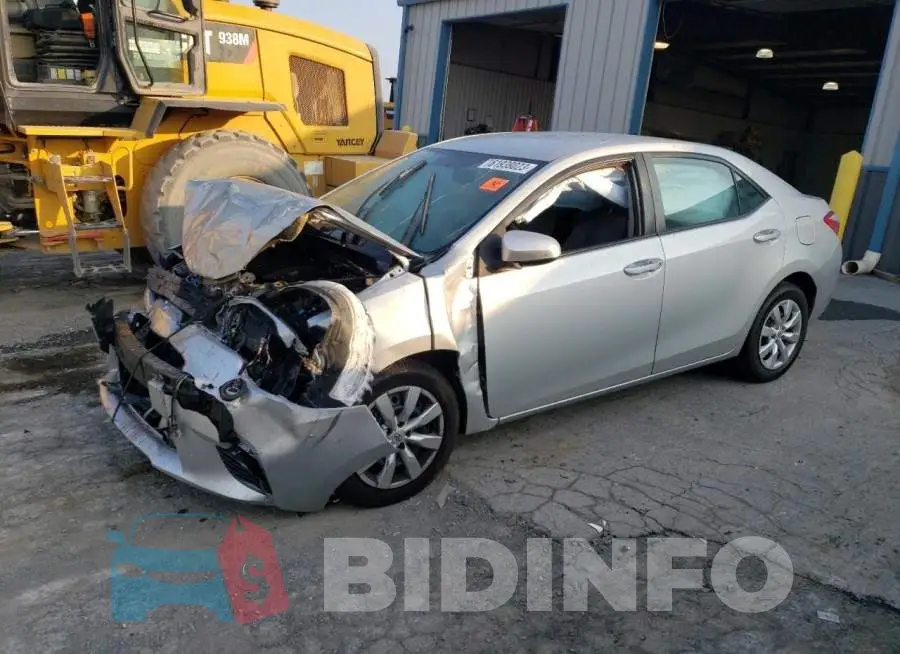 2T1BURHE9GC681437 Photo# 1