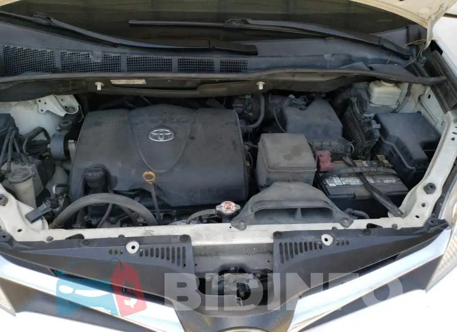 5TDKZ3DC1JS932274 Photo# 12