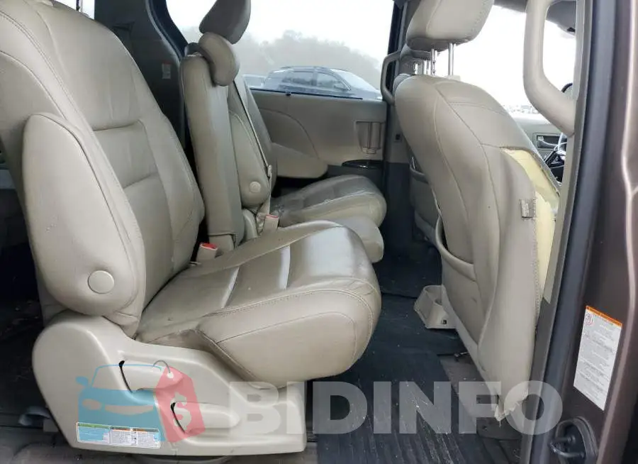5TDYZ3DCXJS941839 Photo# 11