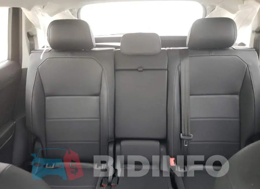 3VV3B7AX0KM017586 Photo# 10