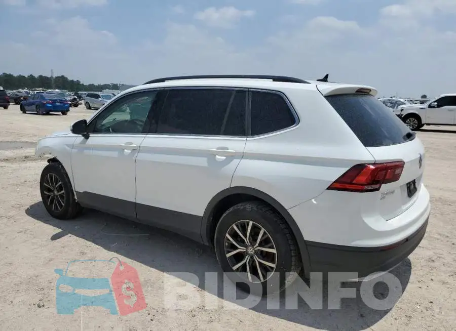 3VV3B7AX8KM041683 Photo# 2