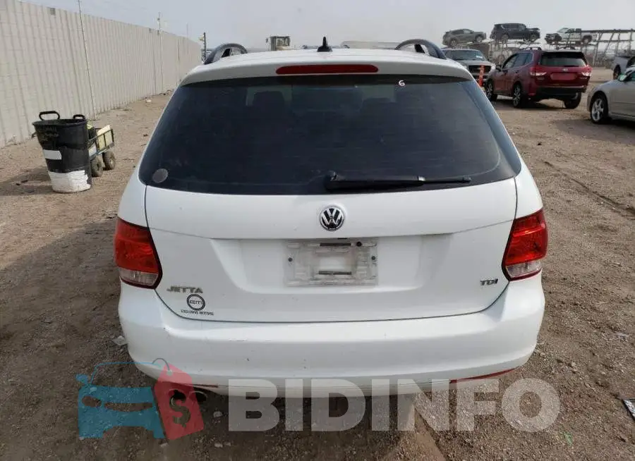 3VWPL7AJ2EM628326 Photo# 6