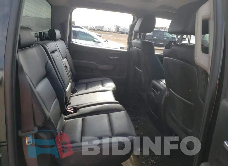 3GTU2VEC9EG518512 Photo# 10