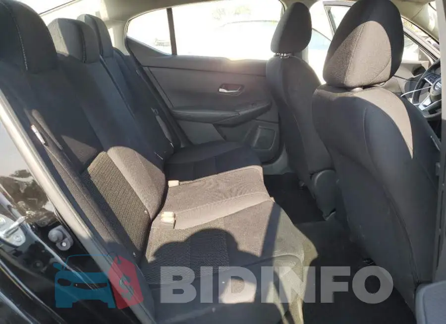 3N1AB8BV2NY276587 Photo# 10