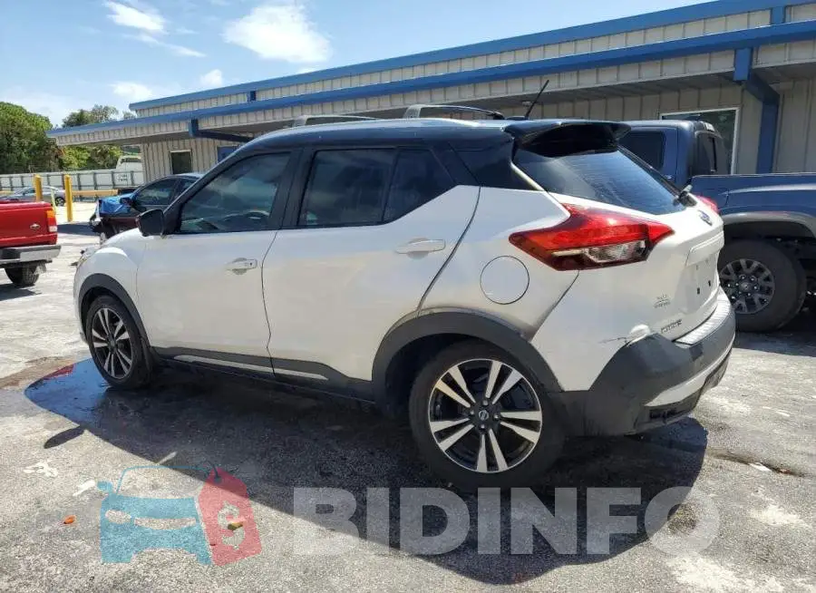 3N1CP5CU1JL532918 Photo# 2