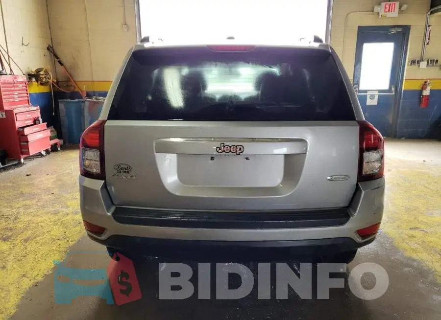 1C4NJDEB2HD176623 Photo# 6