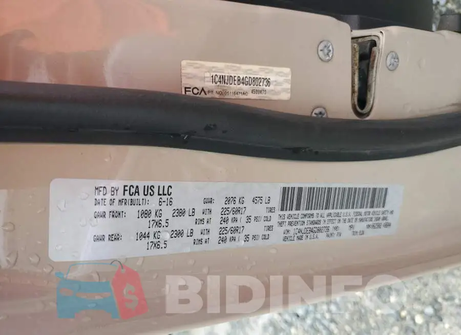 1C4NJDEB4GD802736 Photo# 13