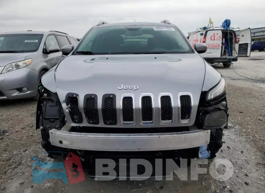 1C4PJLCB7FW683542 Photo# 5