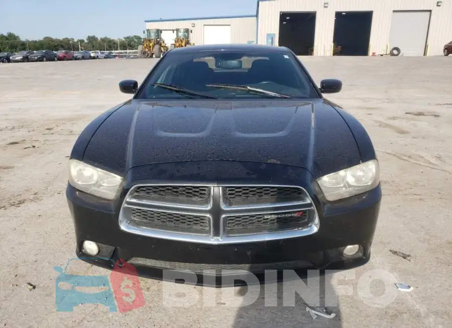 2C3CDXHG6EH239393 Photo# 5