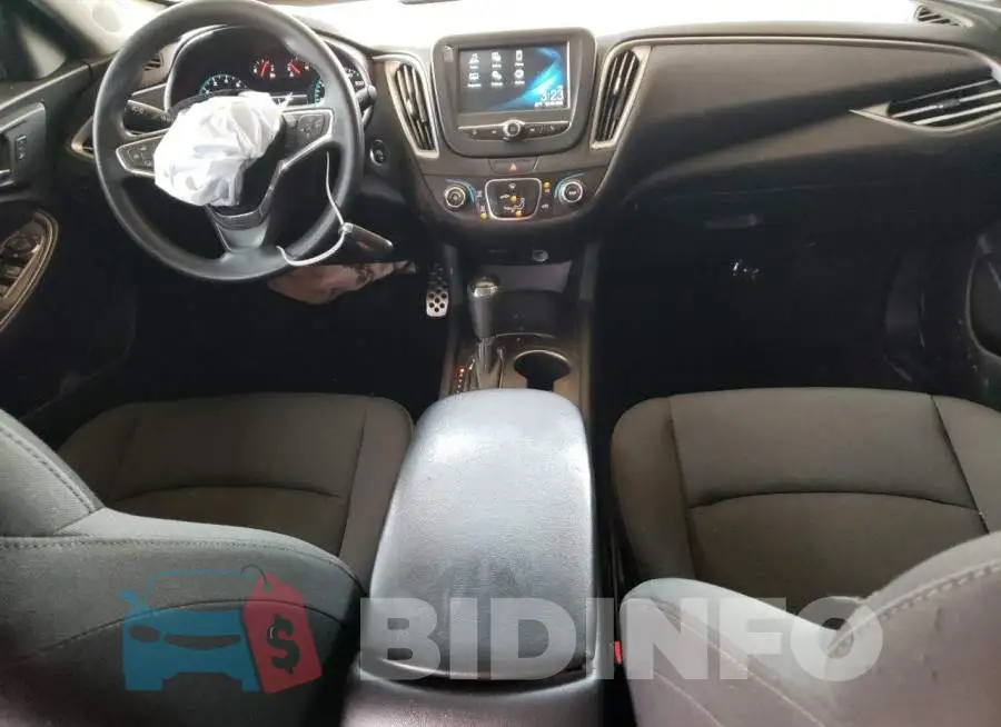1G1ZB5ST6HF124703 Photo# 8