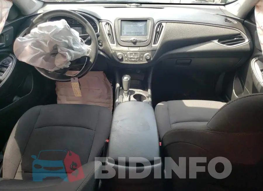 1G1ZB5ST6HF186098 Photo# 8
