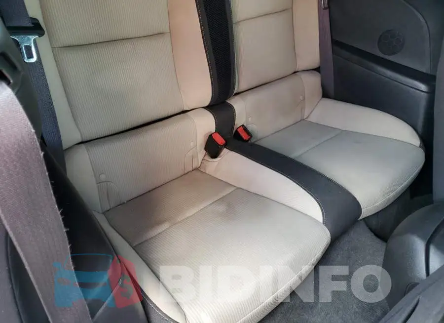 2G1FD3D34F9172463 Photo# 10