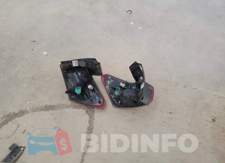 3GNAXHEVXJL251333 Photo# 13