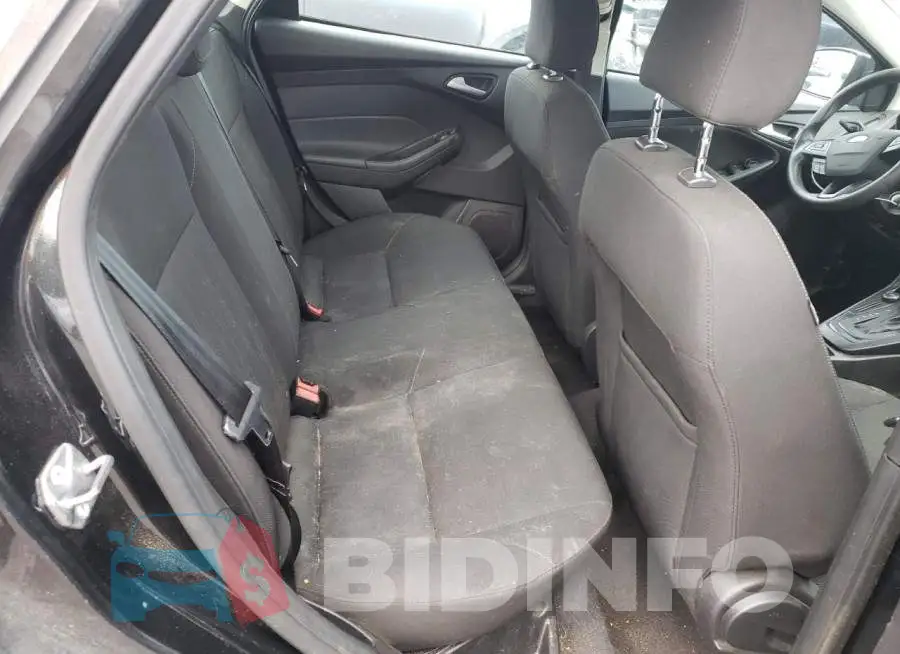 1FADP3F24FL209391 Photo# 10
