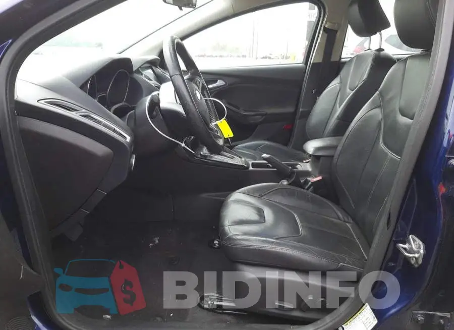 1FADP3N24GL238957 Photo# 7