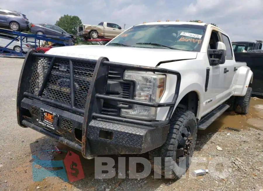 1FT8W3DT8JEB64897 Photo# 1