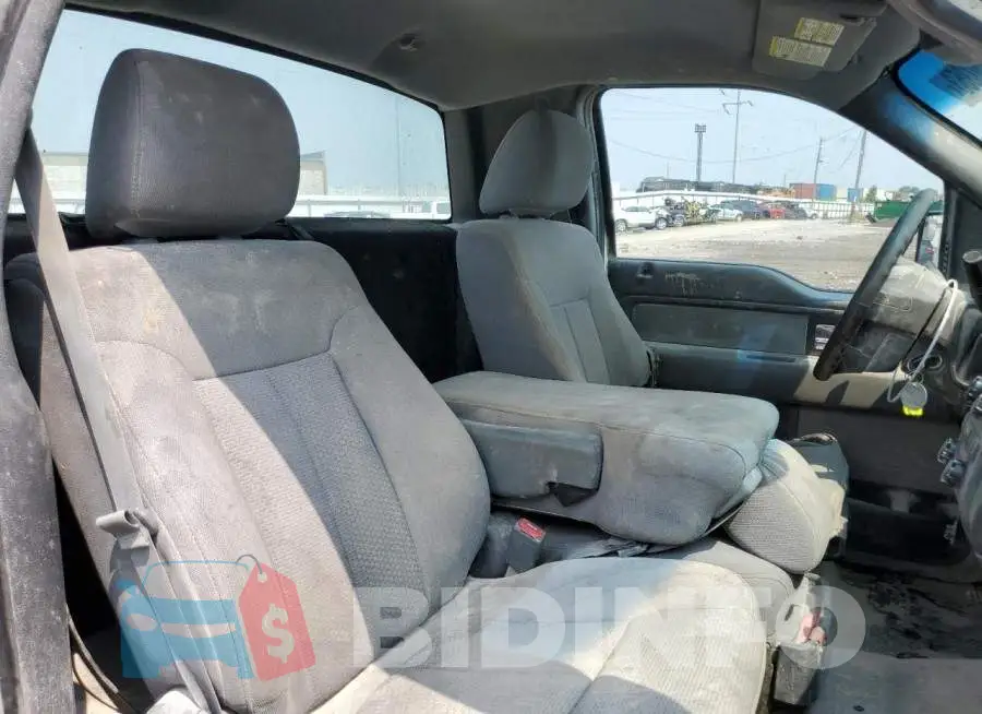1FTNF1CF2EKE26388 Photo# 10