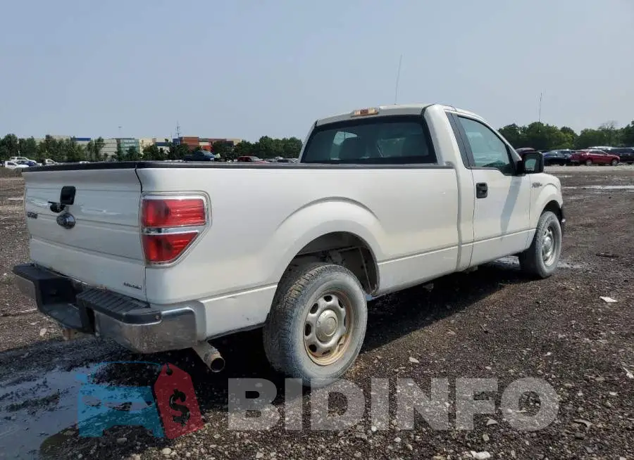1FTNF1CF2EKE26388 Photo# 3