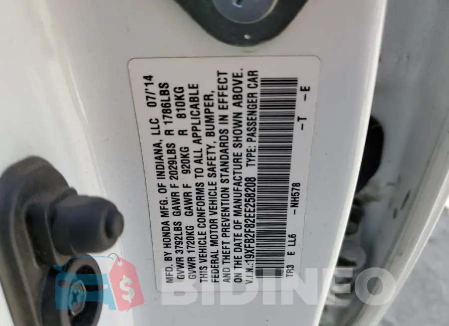 19XFB2F82EE258208 Photo# 12