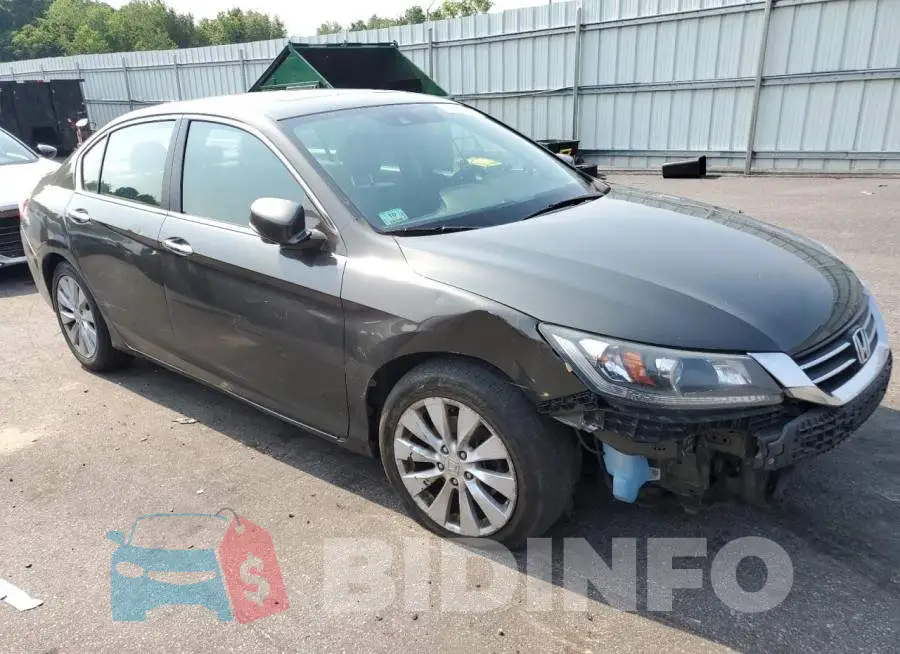 1HGCR2F84EA132242 Photo# 4